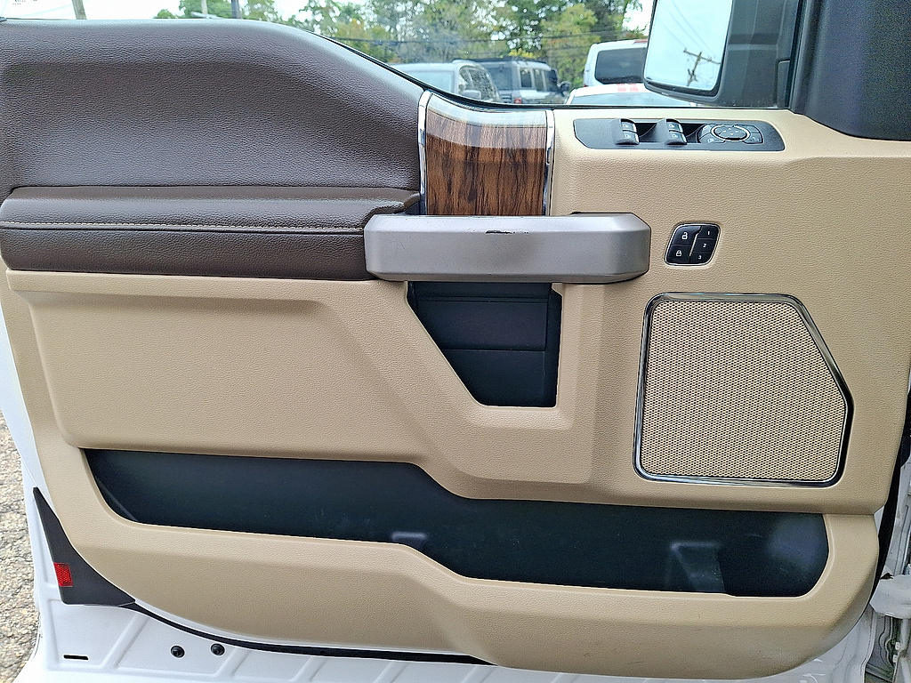 2019 Ford F-150 photo 12 of 31