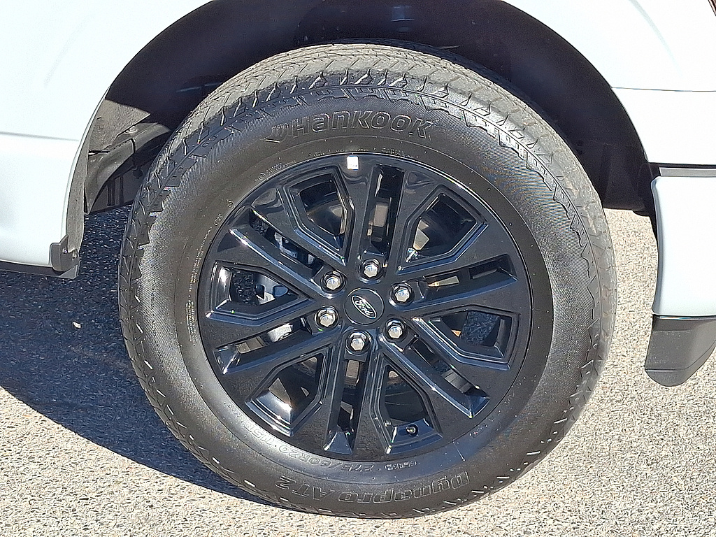 2024 Ford F-150 photo 8 of 31