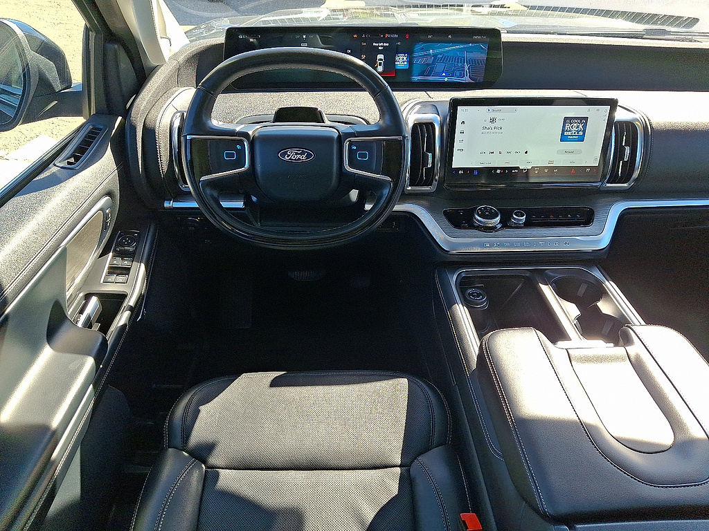 2025 Ford Expedition Max Platinum Agate Black at Lake View Ford