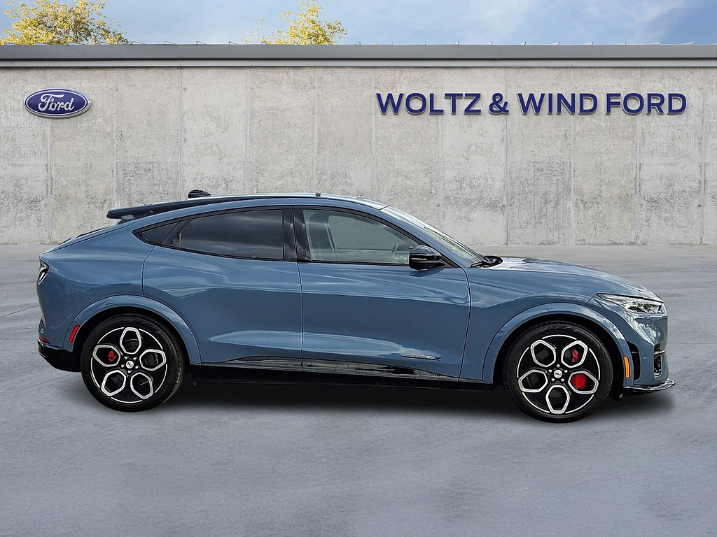 2023 Ford Mustang Mach-E photo 7 of 31