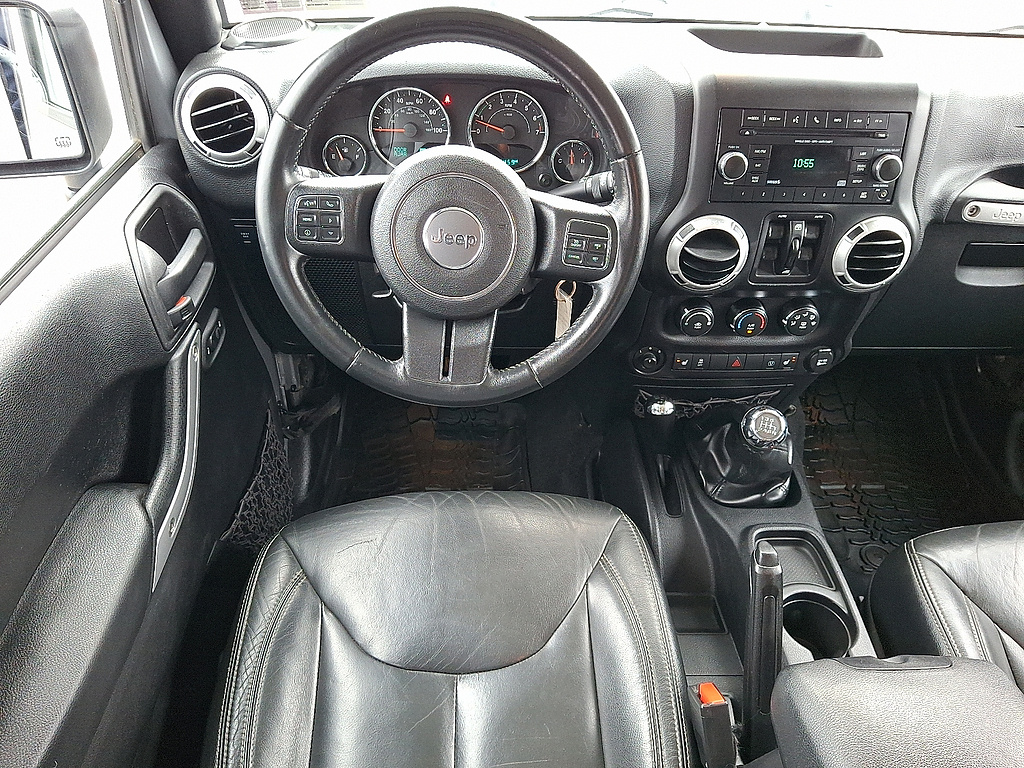 2016 Jeep Wrangler Unlimited Rubicon Billet Silver Metallic Clear Coat at Lake View Ford
