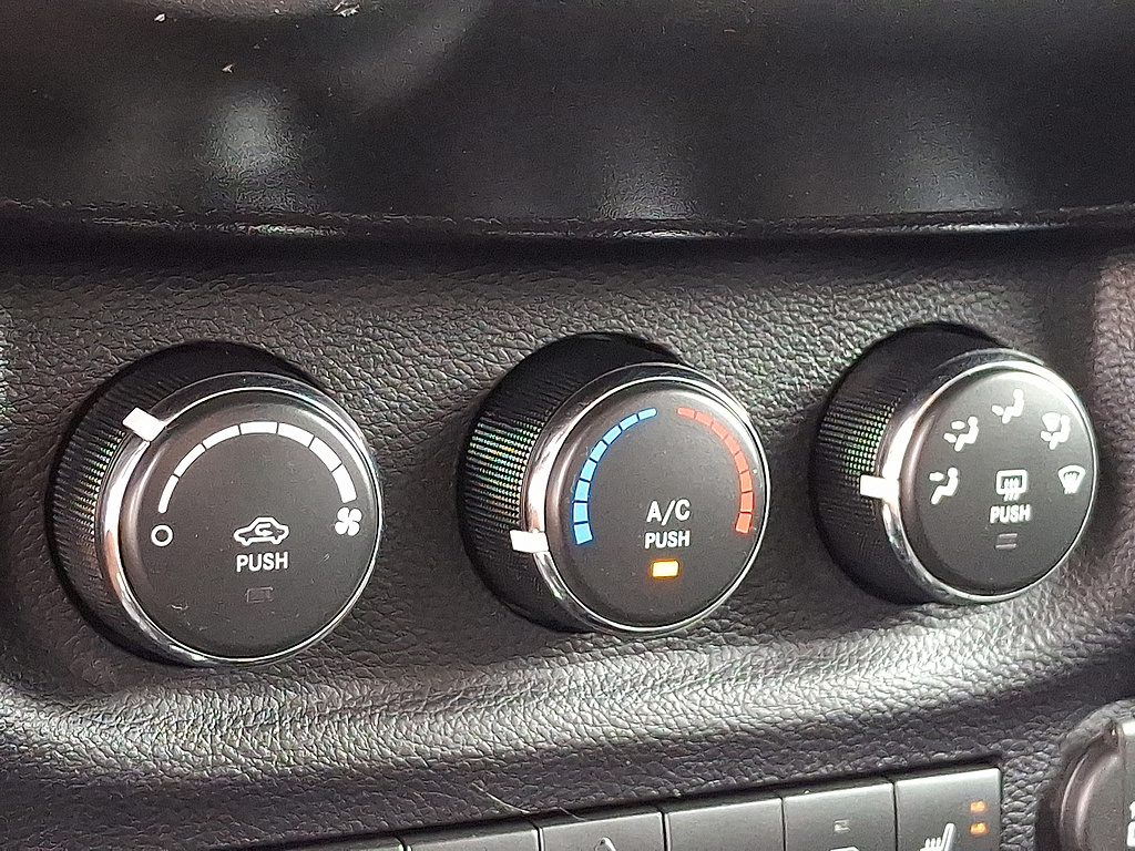 2016 Jeep Wrangler Unlimited Rubicon Billet Silver Metallic Clear Coat at Lake View Ford