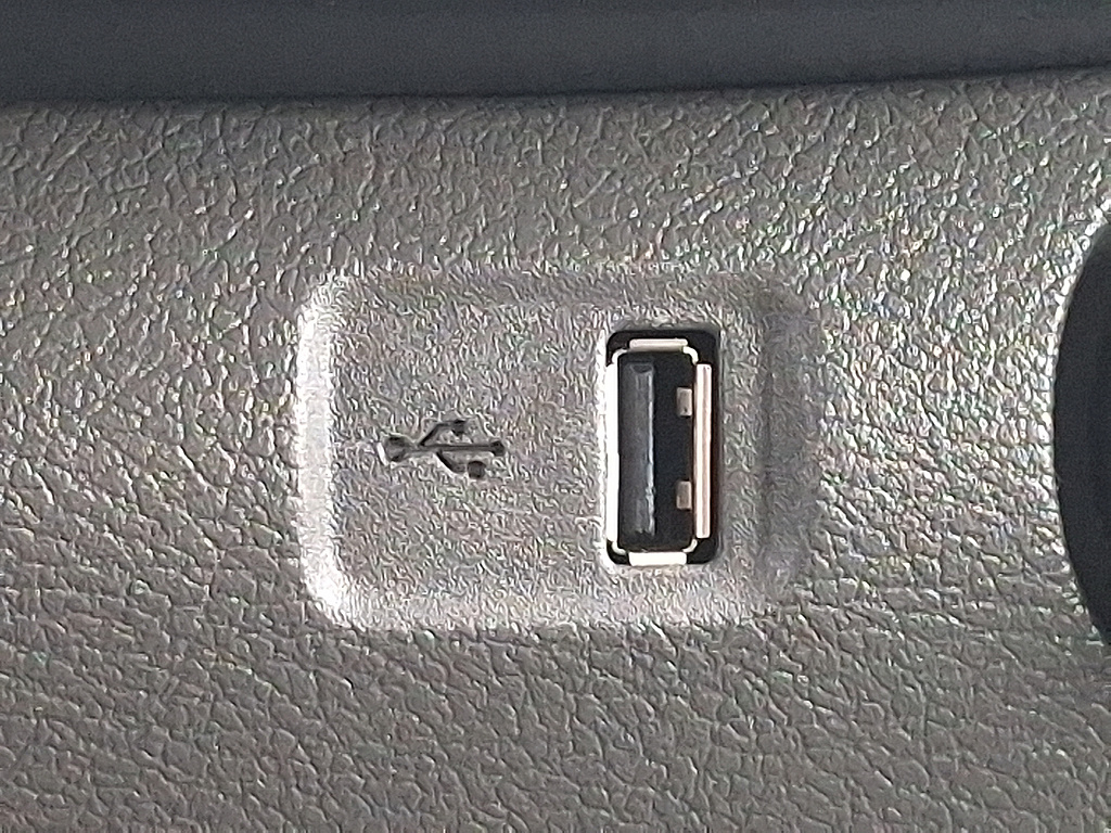 2025 Ford Transit Cargo Van photo 24 of 31