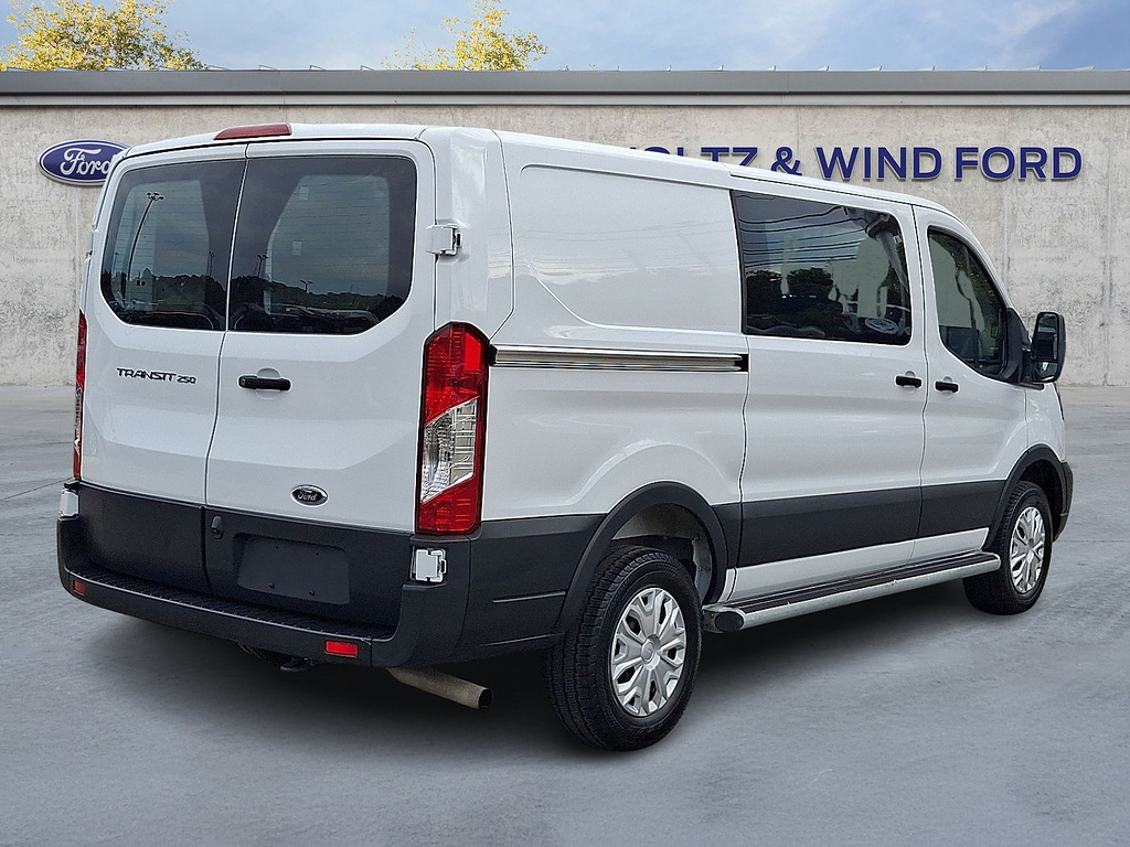 2025 Ford Transit Cargo Van photo 6 of 31