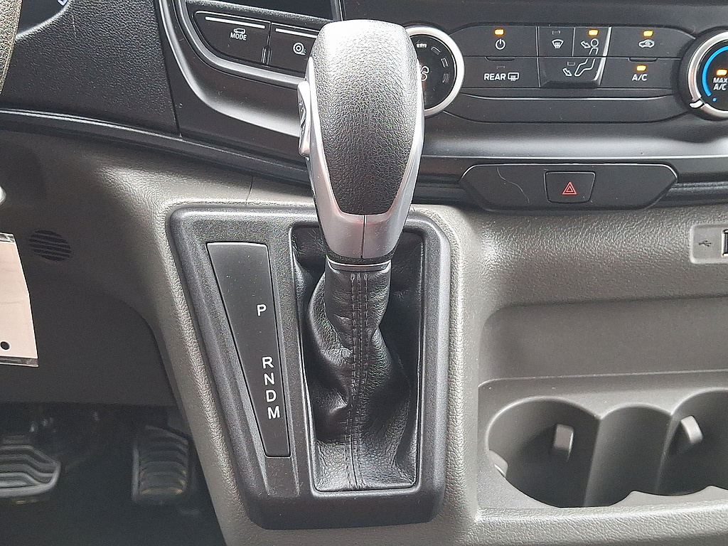 2025 Ford Transit Cargo Van photo 17 of 31