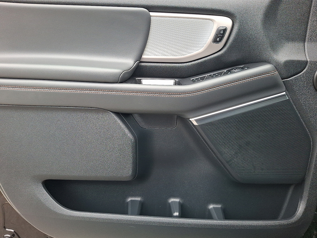 2025 Ford Expedition Max Active Agate Black at Lake View Ford