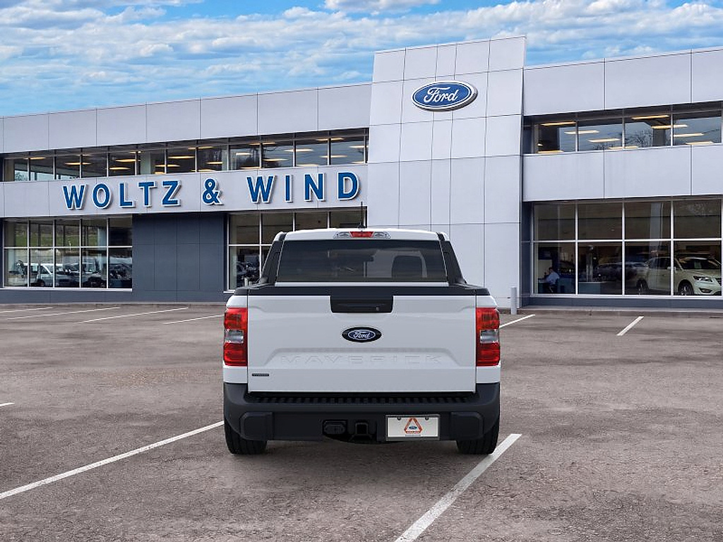 2026 Ford Maverick XL Oxford White at Town & Country Ford