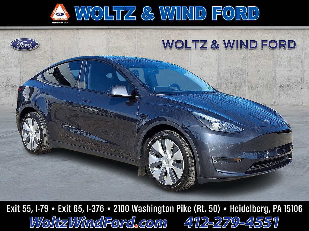 2024 Tesla Model Y Long Range - 0