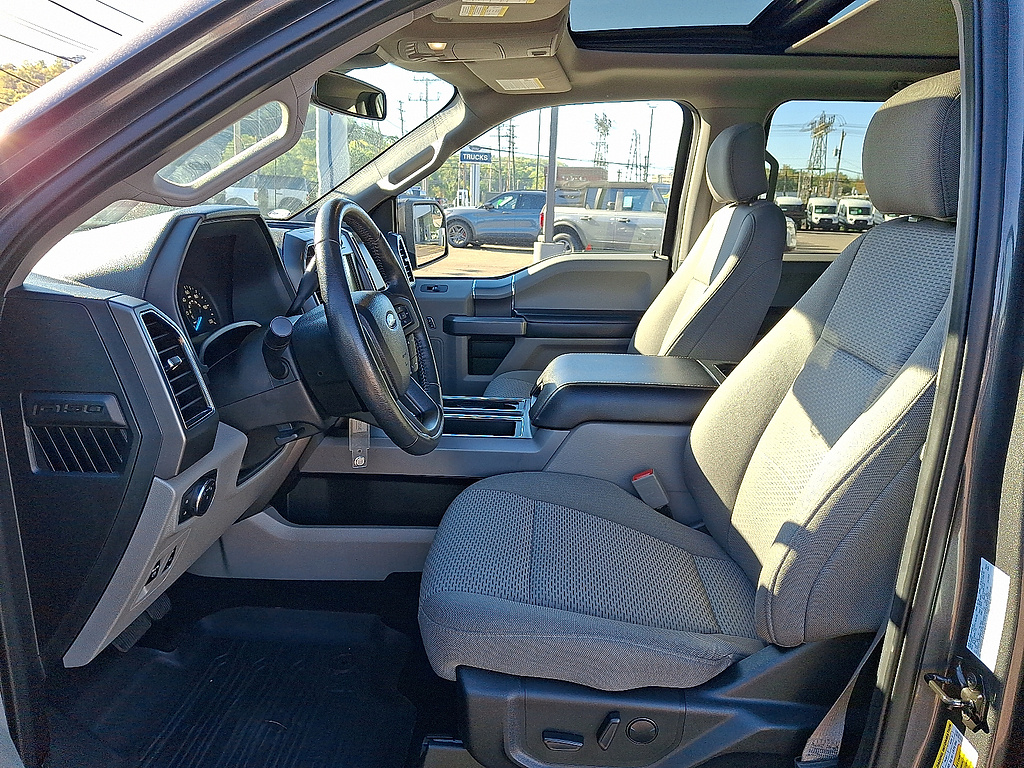 2020 Ford F-150 photo 13 of 32