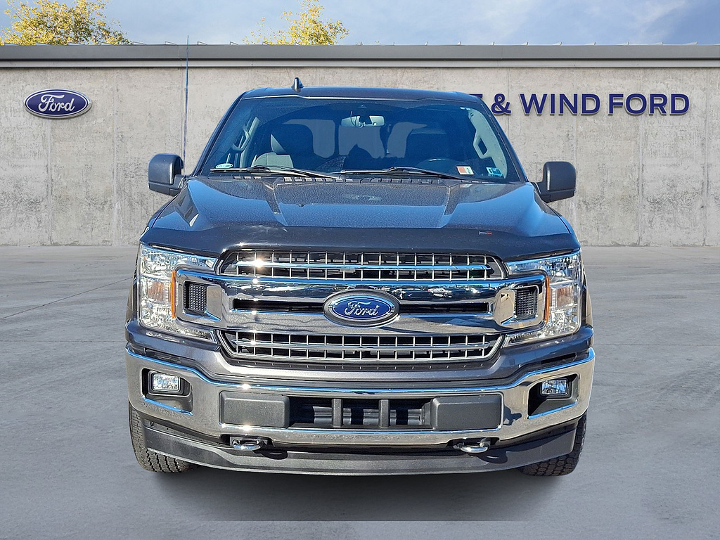 2020 Ford F-150 photo 2 of 32