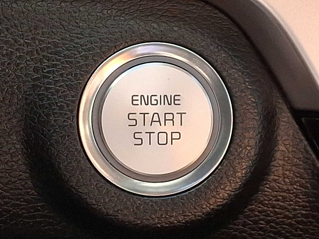 2024 Kia Telluride S Everlasting Silver at Baglier Buick GMC Mazda