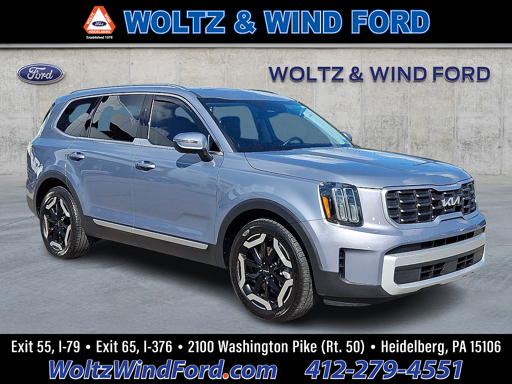 2024 Kia Telluride S Everlasting Silver at Baglier Buick GMC Mazda