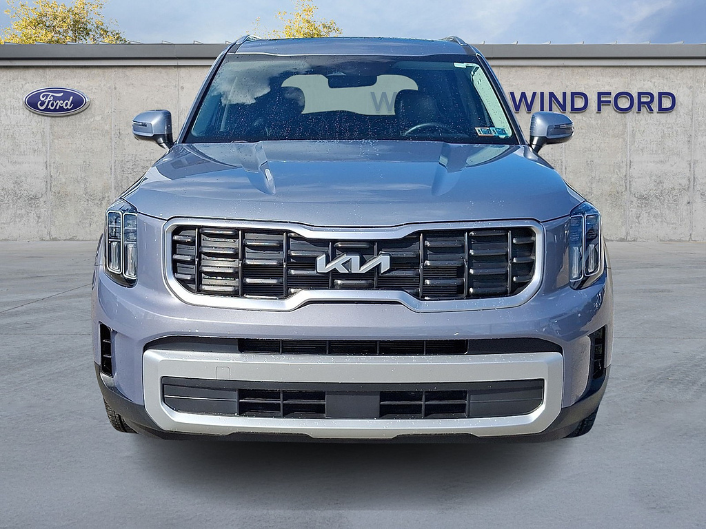 2024 Kia Telluride S Everlasting Silver at Baglier Buick GMC Mazda