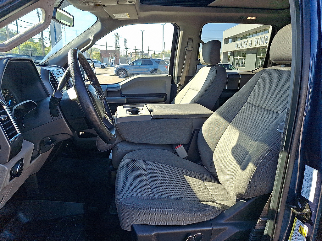 2016 Ford F-150 photo 13 of 31