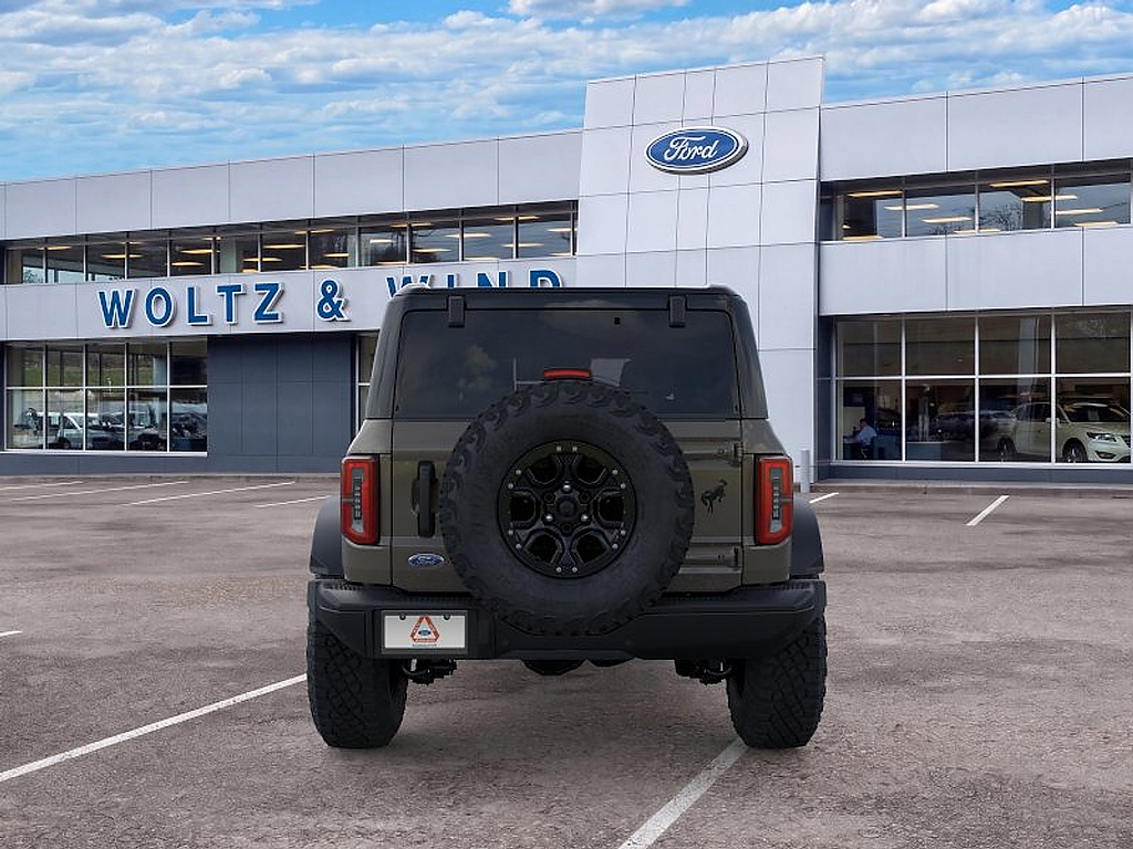 2026 Ford Bronco photo 5 of 25