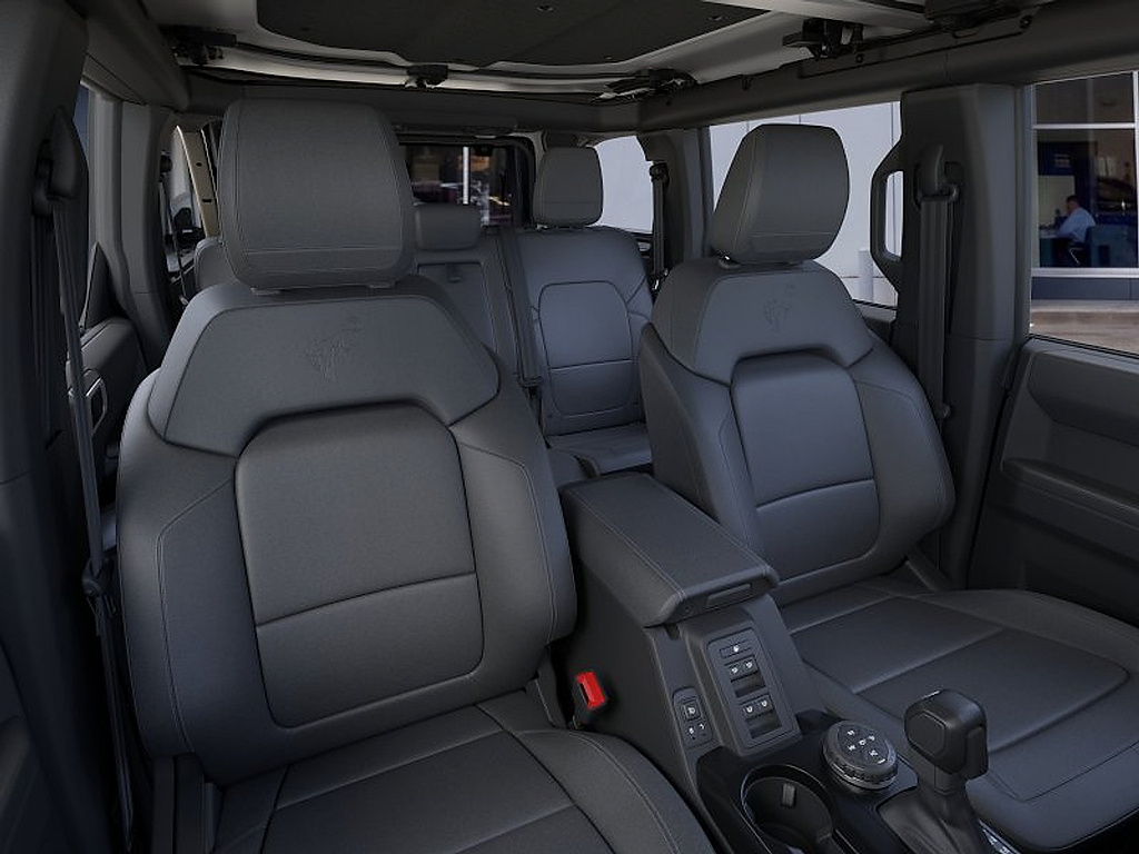 2026 Ford Bronco photo 10 of 25