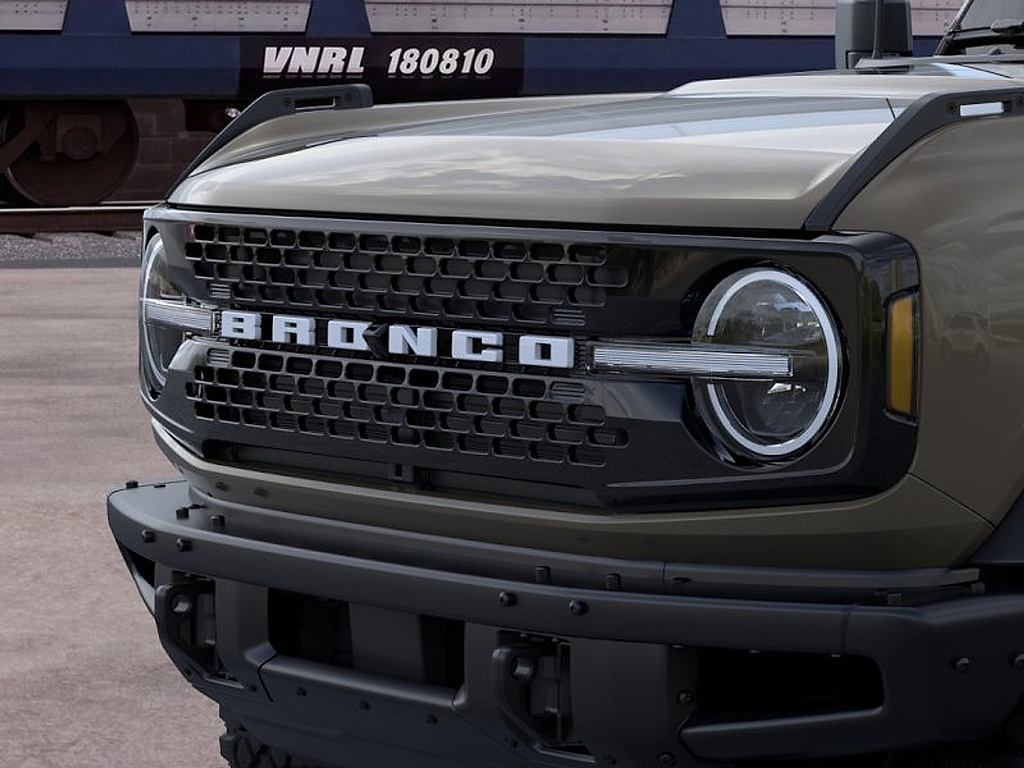 2026 Ford Bronco photo 19 of 25