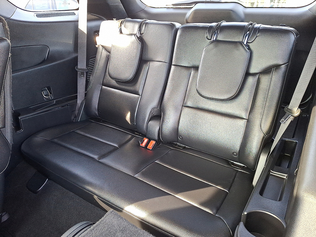 2020 Ford Explorer ST Star White Metallic Tri-Coat at Nick Chevrolet