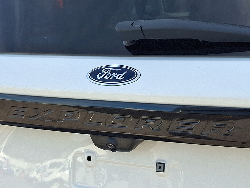 2020 Ford Explorer ST Star White Metallic Tri-Coat at Nick Chevrolet