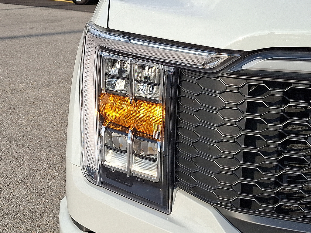 2023 Ford F-150 photo 9 of 31