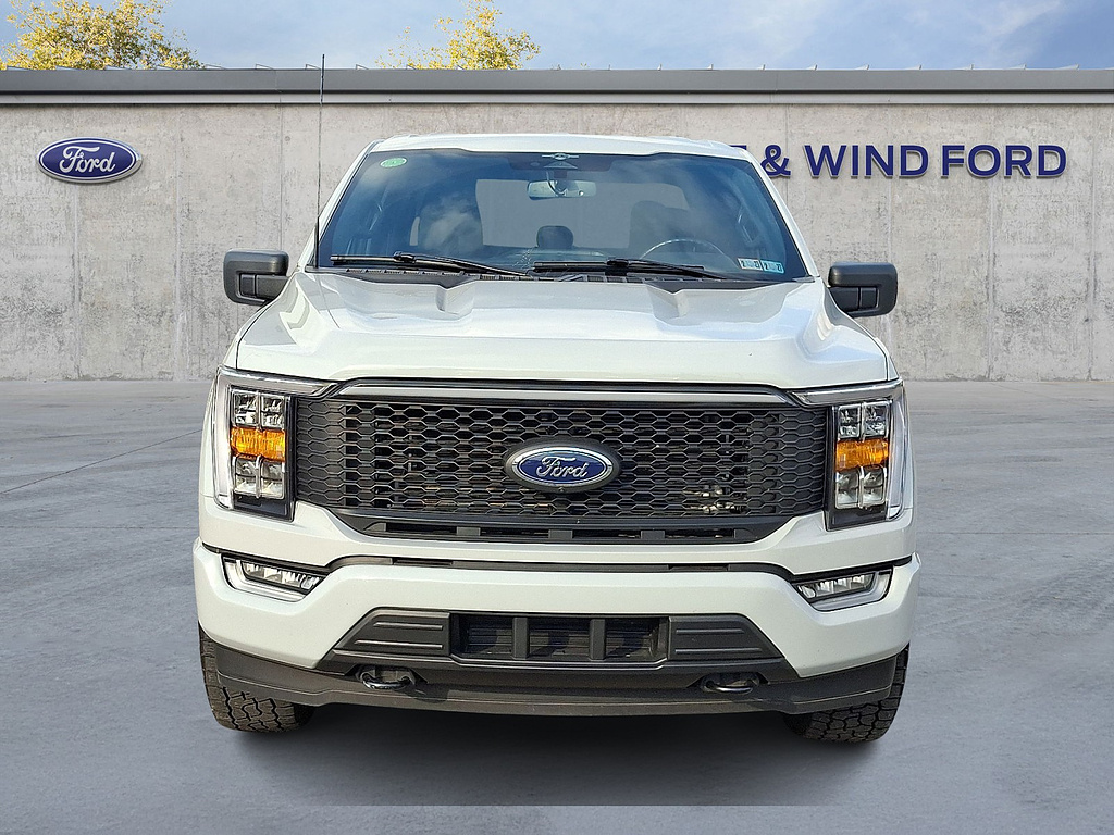 2023 Ford F-150 photo 2 of 31