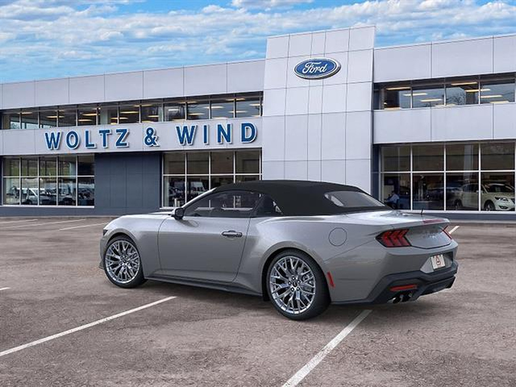 2026 Ford Mustang photo 4 of 22