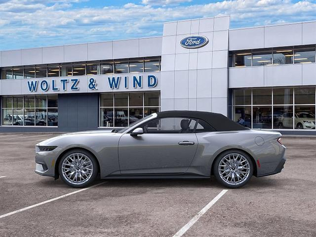 2026 Ford Mustang photo 3 of 22