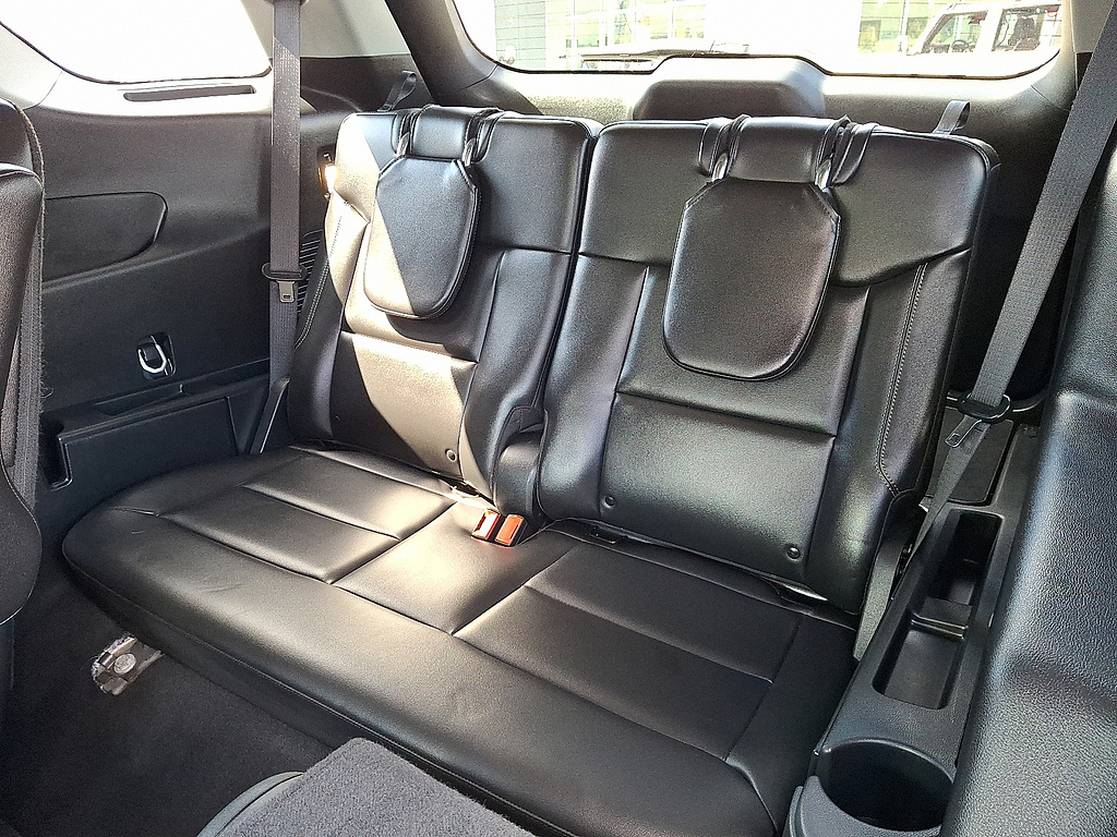 2024 Ford Explorer XLT Carbonized Gray at Washington Ford