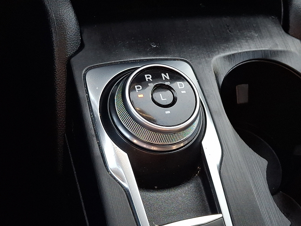 2024 Ford Escape photo 15 of 31