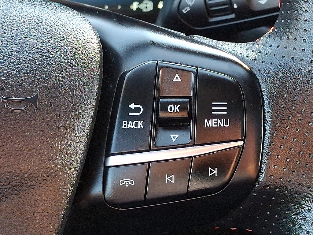 2024 Ford Escape photo 23 of 31