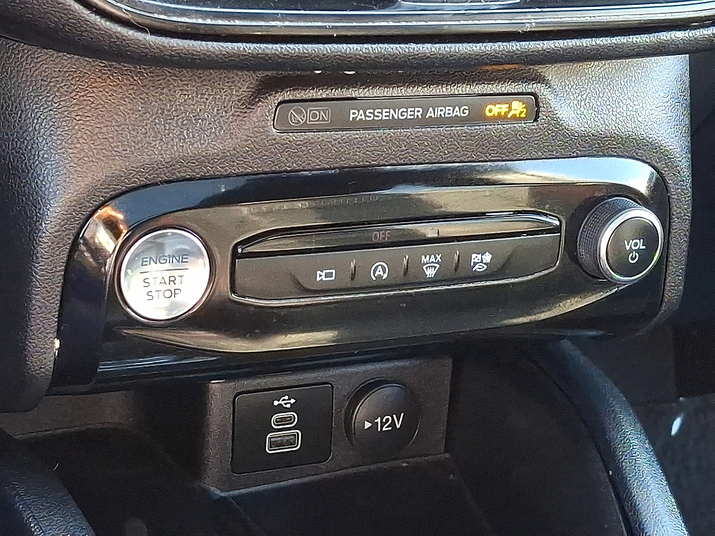 2024 Ford Escape photo 16 of 31