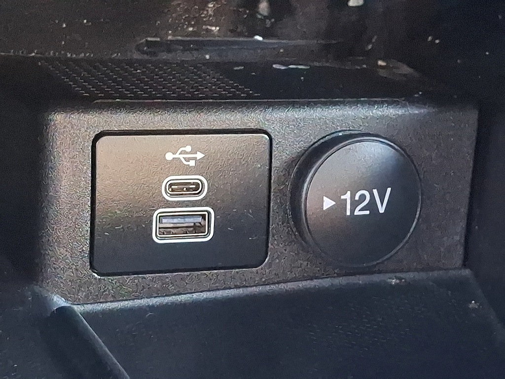 2024 Ford Escape photo 25 of 31