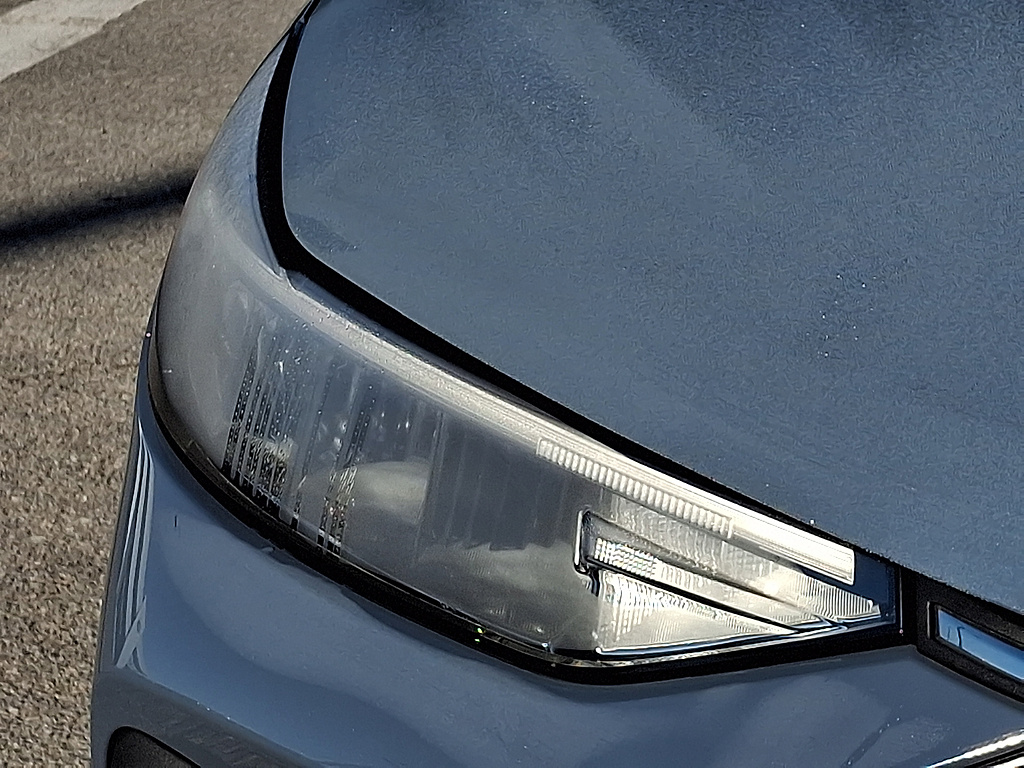 2024 Ford Escape photo 9 of 31