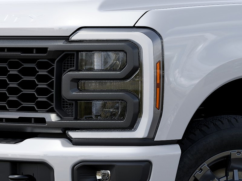 2027 Ford Super Duty F-250 SRW photo 18 of 22