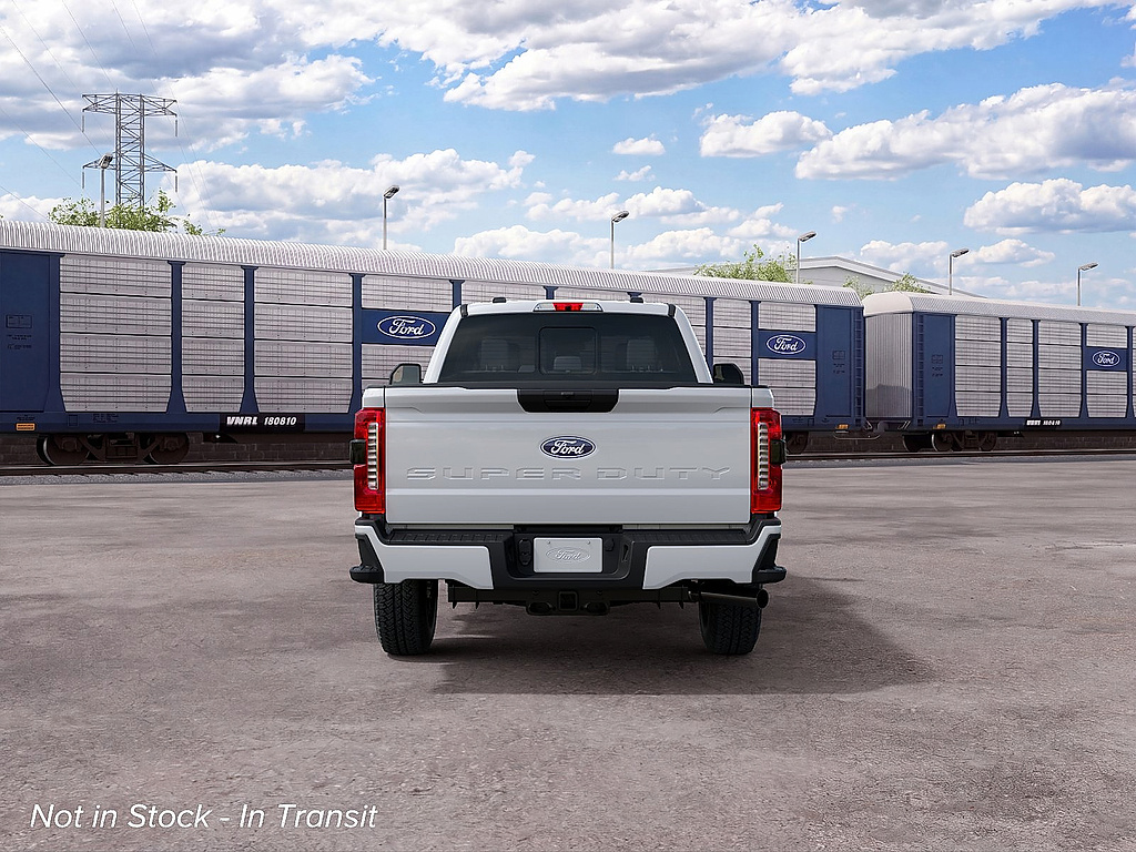 2027 Ford Super Duty F-250 SRW photo 7 of 22
