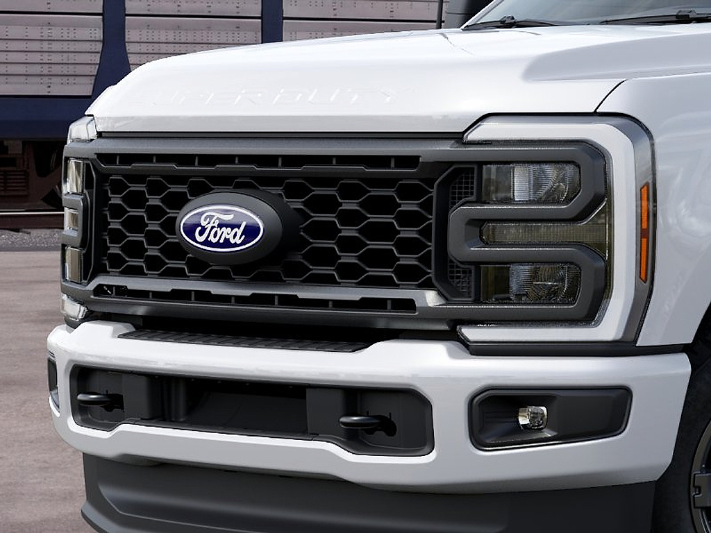 2027 Ford Super Duty F-250 SRW photo 17 of 22