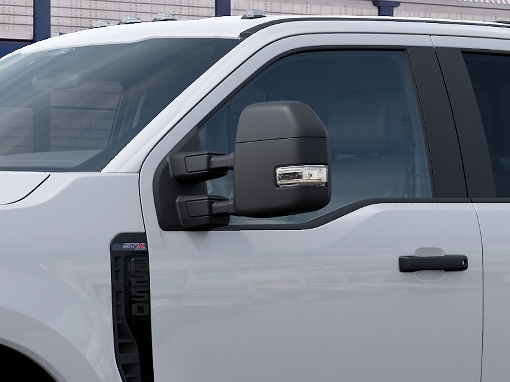 2027 Ford Super Duty F-250 SRW photo 20 of 22