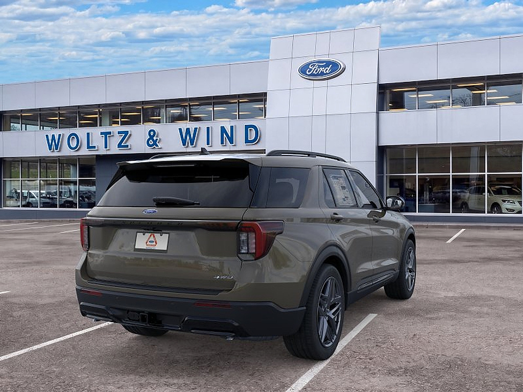 2026 Ford Explorer photo 8 of 23