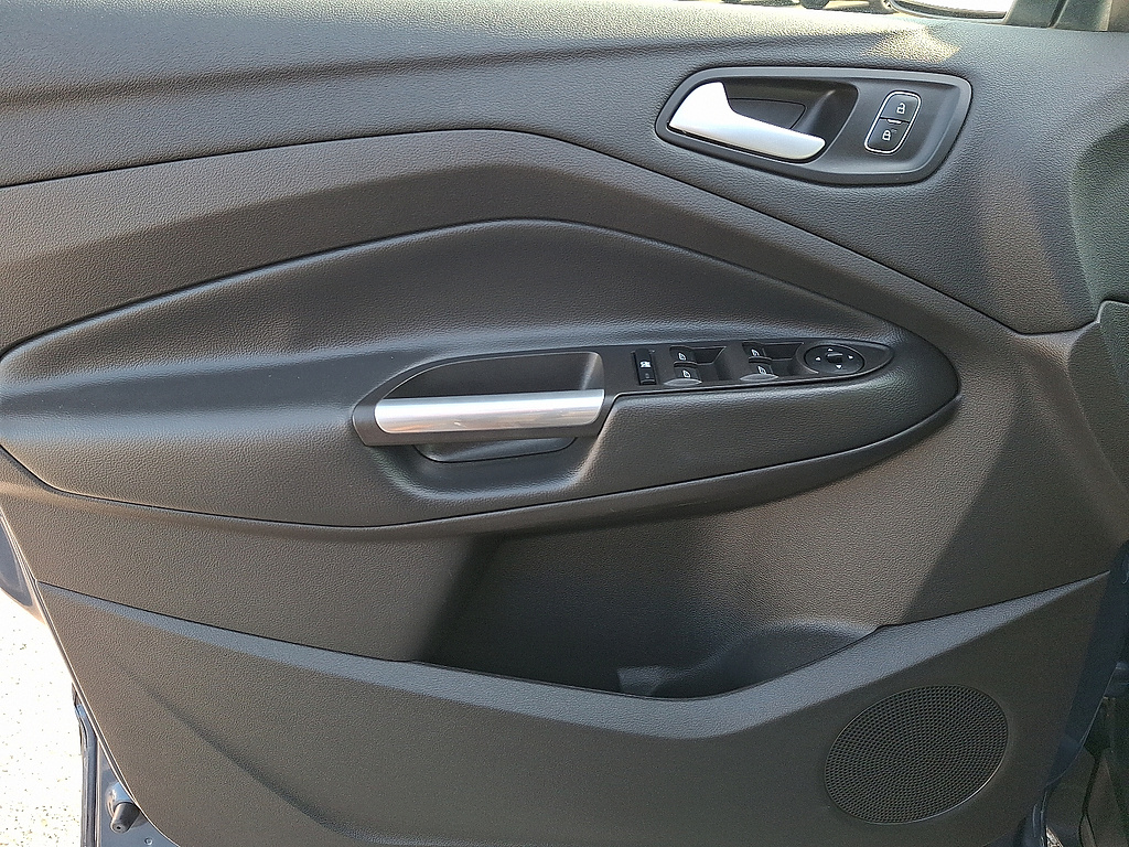 2018 Ford Escape SEL Blue at Altoona Honda