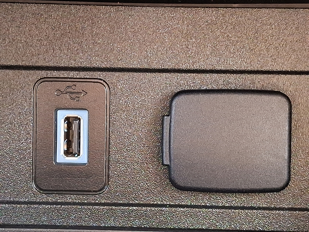 2018 Ford Escape SEL Blue at Altoona Honda