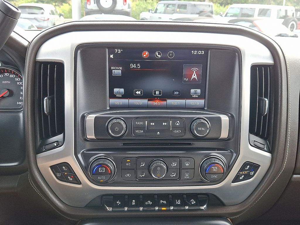 2015 GMC Sierra 1500 photo 16 of 31