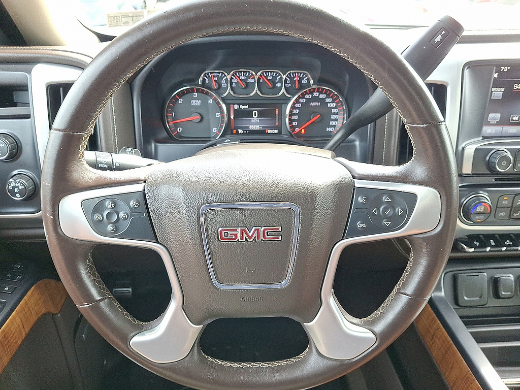 2015 GMC Sierra 1500 photo 18 of 31