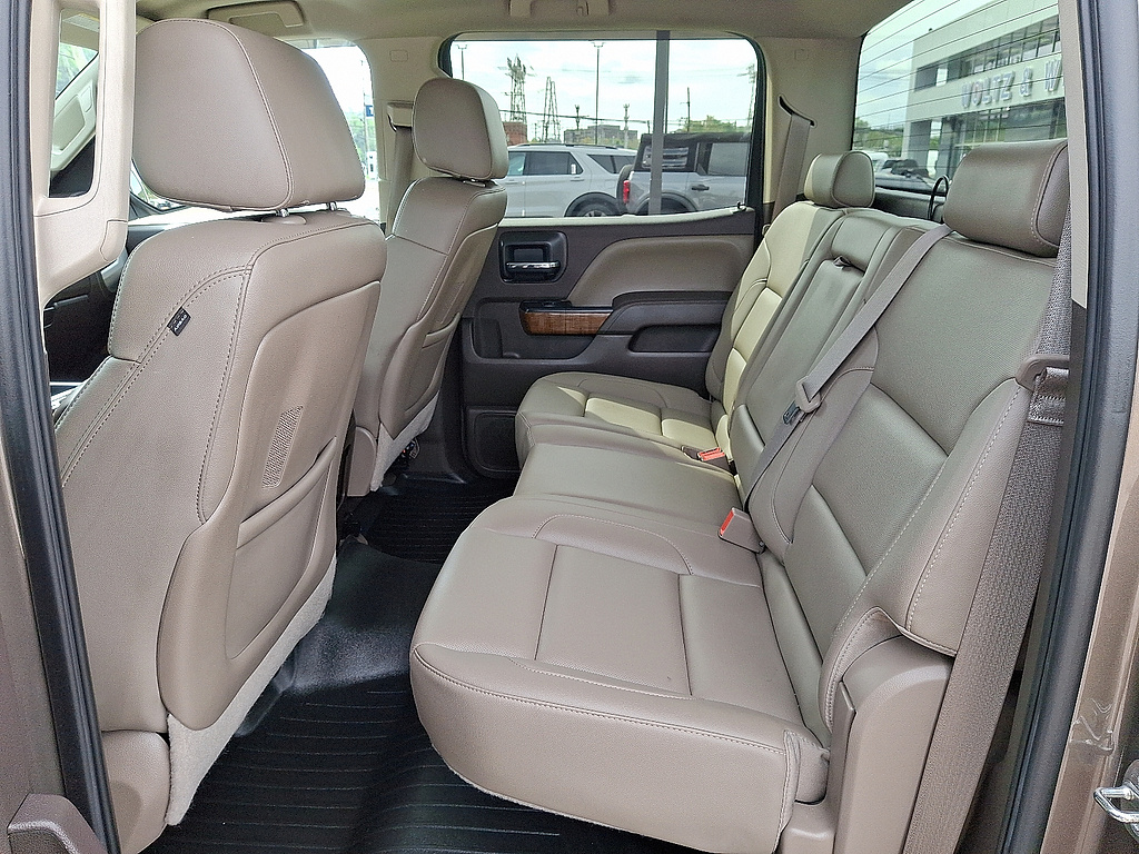 2015 GMC Sierra 1500 photo 10 of 31