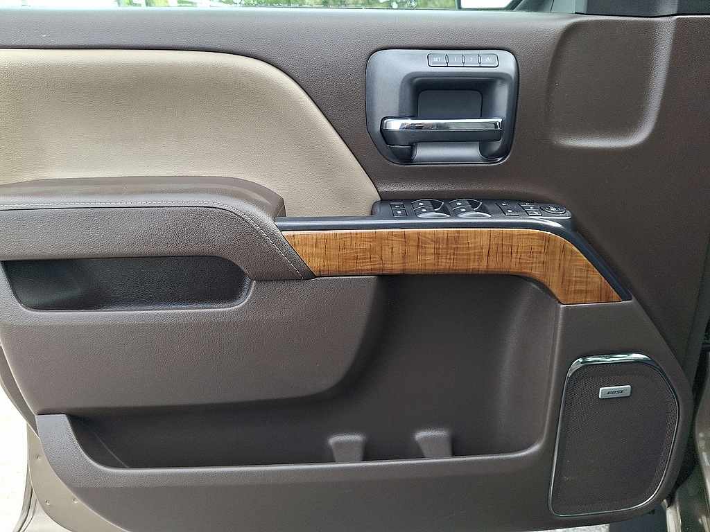 2015 GMC Sierra 1500 photo 12 of 31