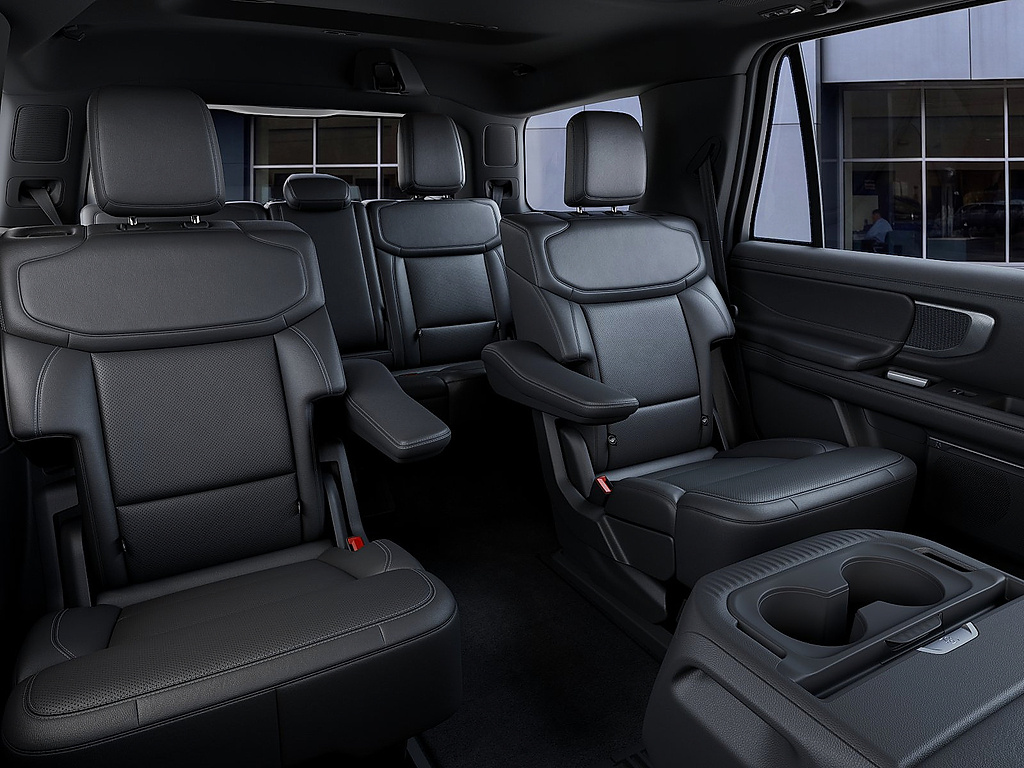 2027 Ford Expedition Platinum Nocturnal Blue at Washington Ford