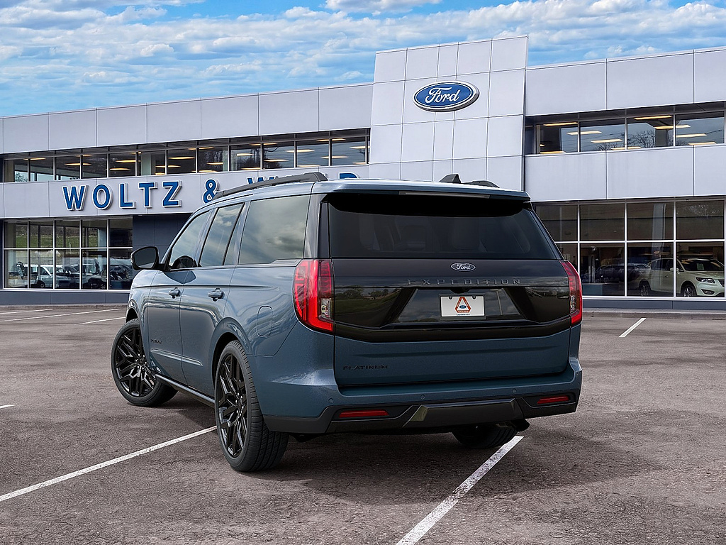 2027 Ford Expedition Platinum Nocturnal Blue at Washington Ford