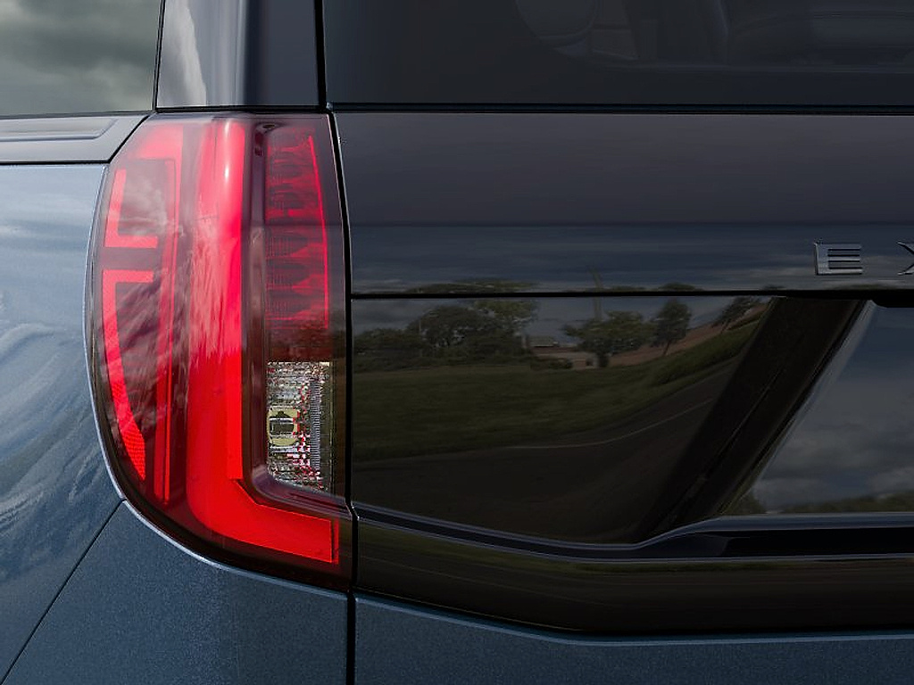 2027 Ford Expedition Platinum Nocturnal Blue at Washington Ford