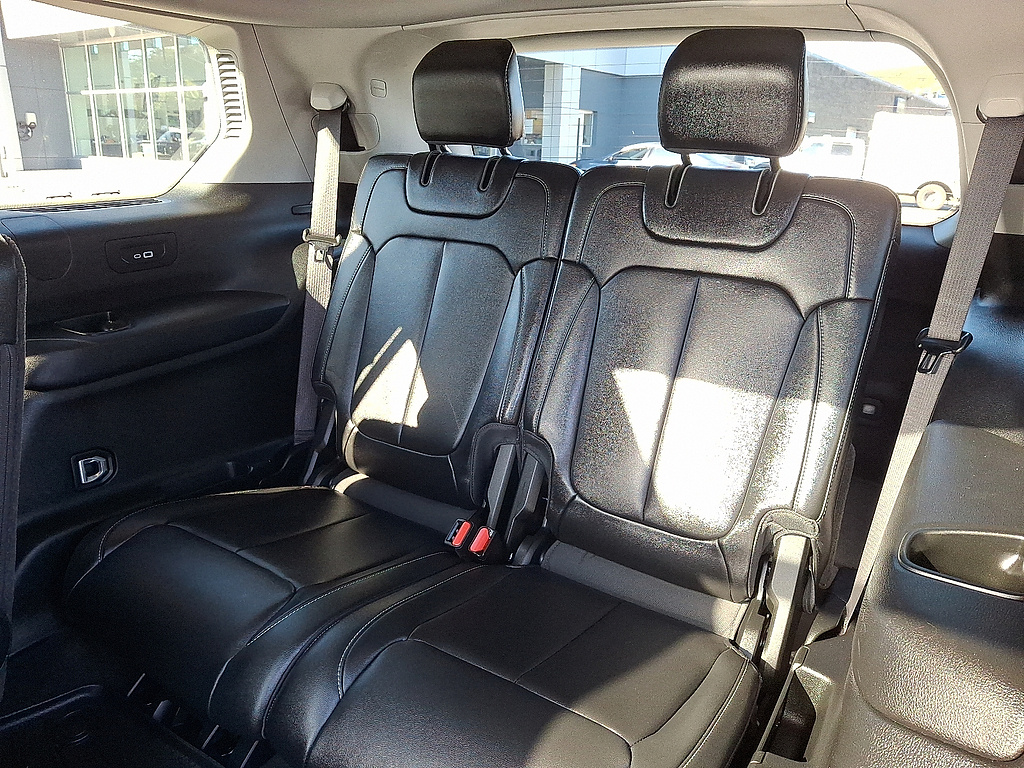 2022 Jeep Grand Cherokee L photo 11 of 32