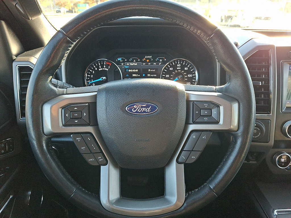 2021 Ford Expedition photo 21 of 31