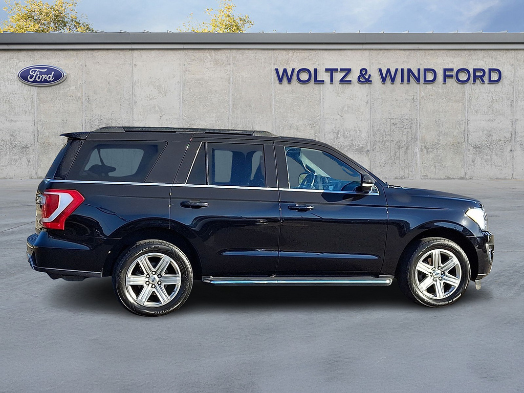 2021 Ford Expedition photo 7 of 31